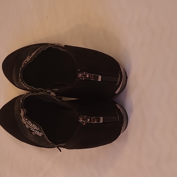 Formal Ladies black flat shoes - Picture 4 of 13